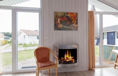 Lensterstrand Maison | 4 person holiday home in GROEMITZ
