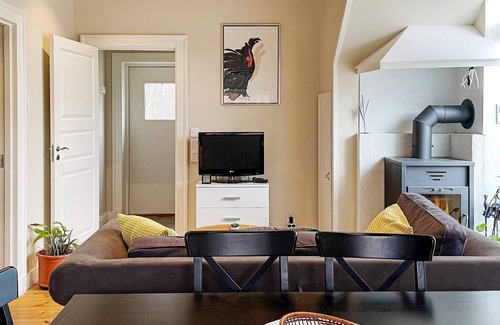 Vaddo Maison | 4 person holiday home in VÄDDÖ