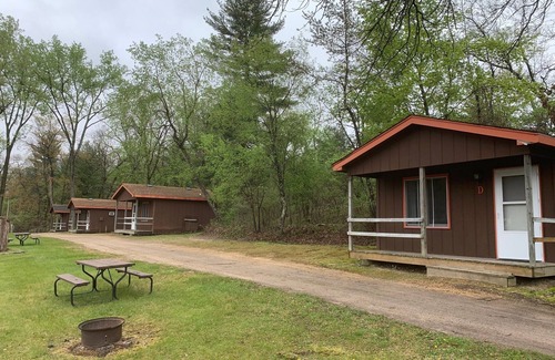 Wisconsin Dells Cabine | Cabine de location d'une chambre pour 4 personnes sur le camping