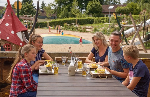 Saarburg Maison | 4-person woodlodge in the holiday park Landal Warsberg