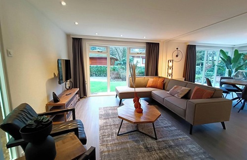 Beekbergen-Zuid Maison | 4 persons chalet with 2 bedrooms and a terrace