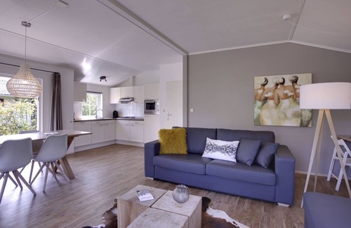 Municipality of Dalfsen Maison | 4-persoons bos by Interhome