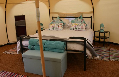 Saint-Jory-de-Chalais Cabine | Tente Glamping 4 Places En Dordogne