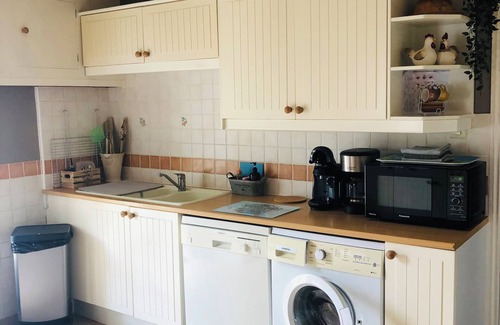 Migron Maison | 4* - Poirier - 240 yr old cottage - Pool, Summerhouse & Games Barn + playhouse