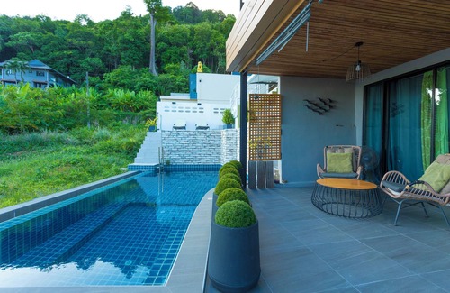 Karon Appartement | 4 Private Sea-View Apartments V104