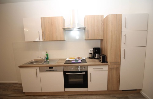 Tempelhof-Schoeneberg Appartement | 4 chambres, jusqu'à 13 personnes, aménagement luxueux, "Freesia"