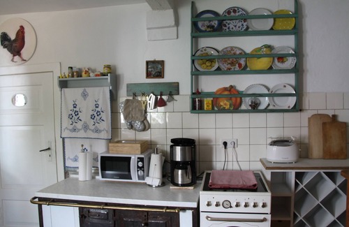 Luebz Maison | Chalet 4 étoiles avec jardin au bord du ruisseau, art et antiquités 7 personnes