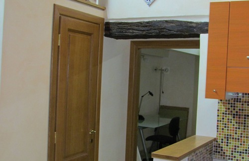 Terracina Appartement | 4 STAR QUALITY ANTIQUE indépendante RENOUVELÉ APPARTEMENT CONFORTABLE 50sq / M