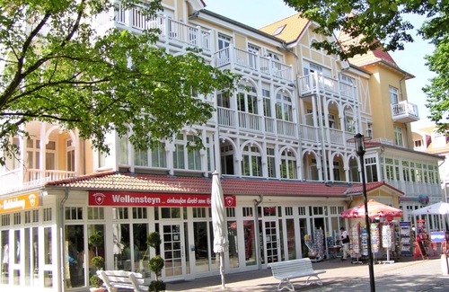 Ostseebad Kuhlungsborn Appartement | Appartement luxueux de 4* avec piscine et spa, en front de mer