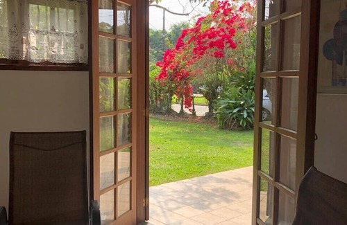 Sao Sebastiao Maison | PETIT PARADIS À JURIA .... maintenant avec air conditionné et internet !!!!