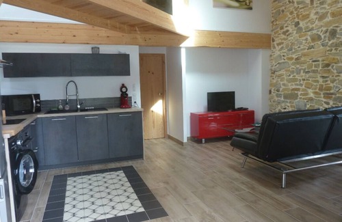 Osses Maison | Location maison 4* dans le Pays basque intérieur, piscine, vue au calme
