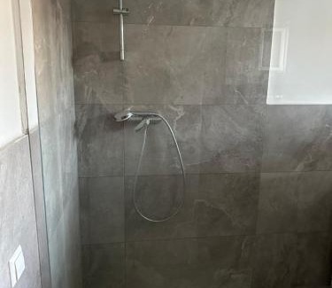 Bruchsal Appartement | 4 Zimmer Bruchsal/Bahnhof Zentrale Lage (Monteurzimmer)