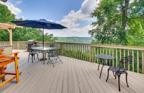 Dan River Maison | 40-Acre Ararat Escape On-Site Trails and Mtn Views!