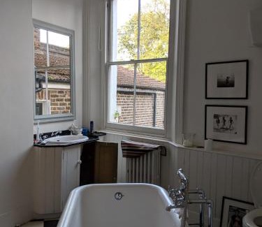 St. George's Maison | 40 Brecknock Road, Kings Cross, Camden