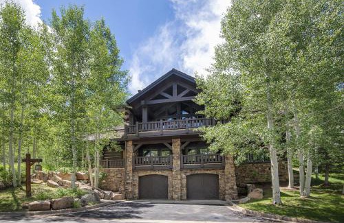 Avon Maison | 40 Goshawk home