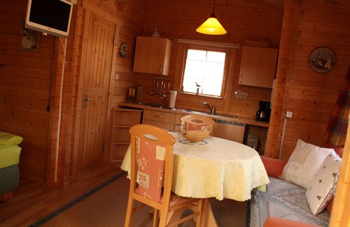 Born auf dem Darss Maison | 40 m² bungalow "Vogelnest" with south-facing terrace, TV and W-LAN for max. 2 persons