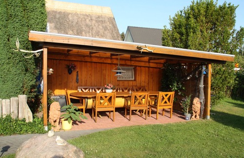 Born auf dem Darss Maison | 40 m² bungalow "Vogelnest" with south-facing terrace, TV and W-LAN for max. 2 persons