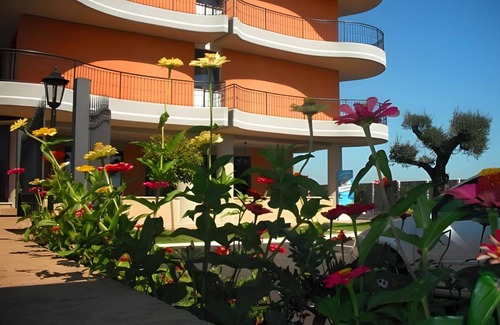 Pomezia Hôtel | 40 m² Hôtel ∙ 127 personnes
