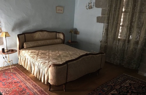 Thusel Autre | 400 euros/ nuit Maison forte du XIIe