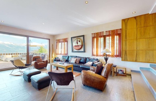 Saint-Pierre-de-Clages Chalet De Ski | 400 m² Chalet ∙ 5 chambres ∙ 10 personnes