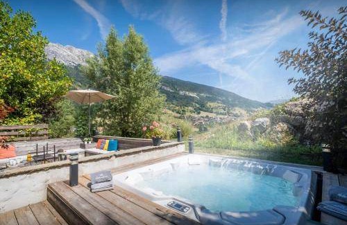 Thones Chalet De Ski | 400 m² Chalet ∙ 7 chambres ∙ 15 personnes