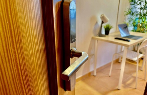 Godella Station Balnéaire | 400 m² Chambre privée ∙ 1 chambre ∙ 1 personne