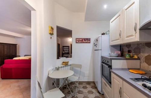 Santa Lucia Maison | 400 meters from the bus stop that takes you to Rome Tiburtina in 20 minutes