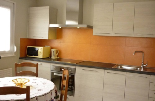 Quartier Saint-Leon Appartement | appartement 40m2 situé à 5 minutes à pied du centre ville avec belle terrasse