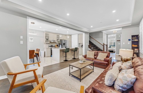 Halton Regional Municipality Appartement | 40min DT Toronto | King Bed | 5 Bedrooms