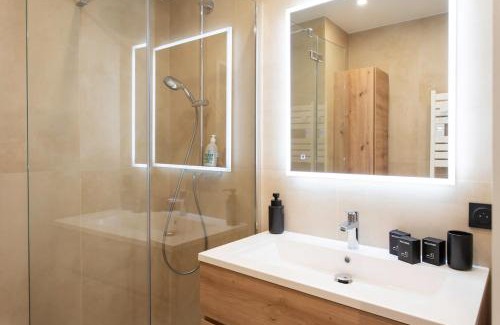 Pasteur Appartement | #41 Flat for 6, 3 Bdrs Parking Wifi 5mins walk Tram T1
