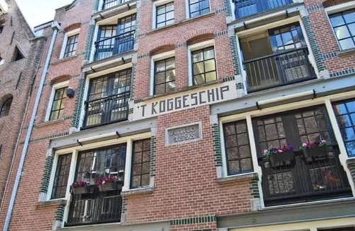 Burgwallen Nieuwe Zijde Appartement | 41 m² Studio ∙ 2 personnes