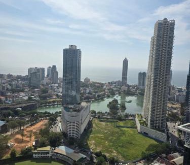 Ibbanwala Appartement | 41st Floor TRIZEN Smart Luxury Apartment with sea view and portcity view