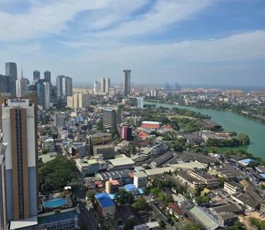 Ibbanwala Appartement | 41st Floor TRIZEN Smart Luxury Apartment with sea view and portcity view
