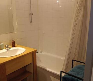 Coteaux Ouest Appartement | 42 m² Appartement ∙ 1 chambre ∙ 5 personnes
