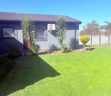Emalahleni Maison | 43 Home