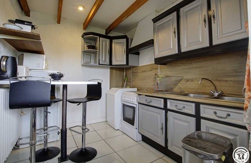 Civrieux Maison | 44 m² Gîte ∙ 1 chambre ∙ 4 personnes
