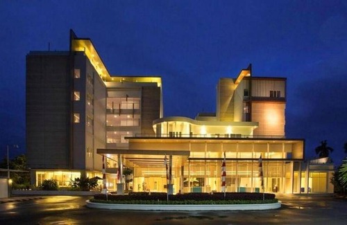 Timika Hôtel | 44 m² Hôtel ∙ 127 personnes