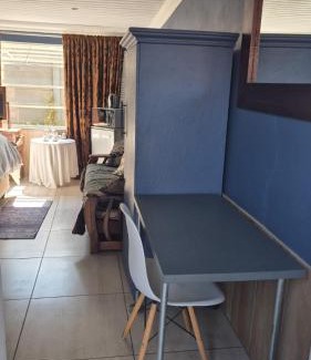 Ermelo Maison | 44 on Ennis Guest Lodge and Restaurant -