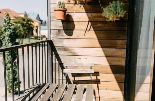 Downtown Memphis Maison | 440 By Caramelized Pettigrew Adventures Downtown