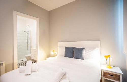 La Sagrada Familia Appartement | 44MAL1084- Bright 2BR apartment