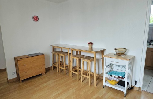 Salignac-Eyvignes Appartement | Appartement de 45 m2 au 2ème d'un immeuble de 2 étages situé au cœur de Salignac