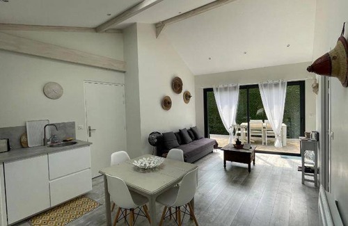 Eysines Appartement | 45 m² Appartement ∙ 1 chambre ∙ 4 personnes