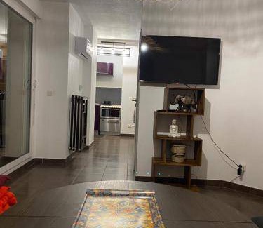 8th Arrondissement Appartement | 45 m² Appartement ∙ 1 chambre ∙ 5 personnes