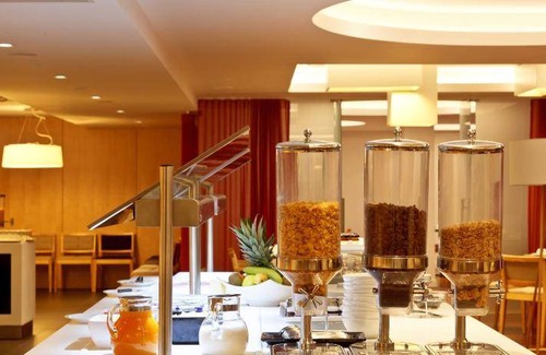 Braga Hôtel | 45 m² Hôtel ∙ 127 personnes