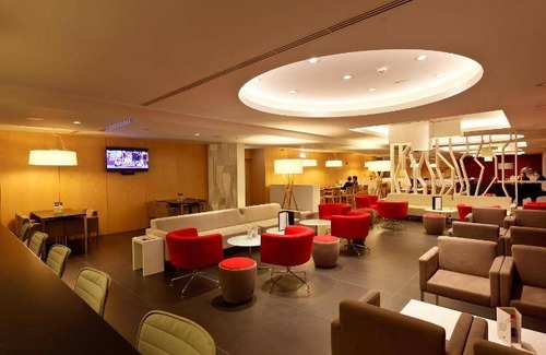 Braga Hôtel | 45 m² Hôtel ∙ 127 personnes