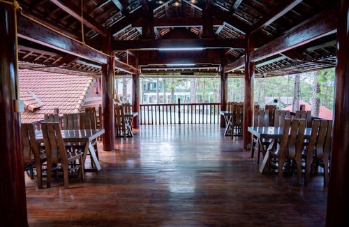 Kon Plong Hôtel | 45 m² Hôtel ∙ 6 personnes