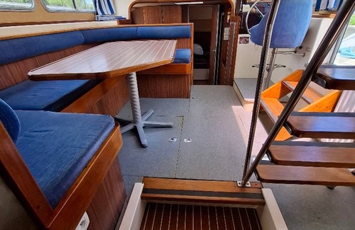 Chenille-Change Location De Bateaux | 45 m² Péniche ∙ 3 chambres ∙ 7 personnes