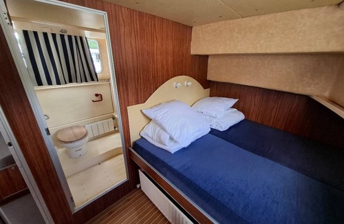 Chenille-Change Location De Bateaux | 45 m² Péniche ∙ 3 chambres ∙ 7 personnes