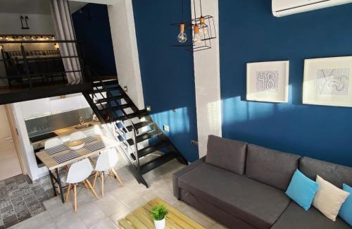 Nea Peramos Appartement | 48 Downtown Lofts