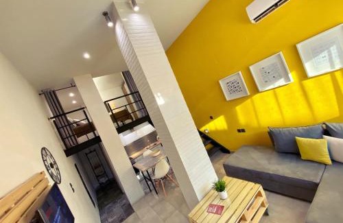 Nea Peramos Appartement | 48 Downtown Lofts